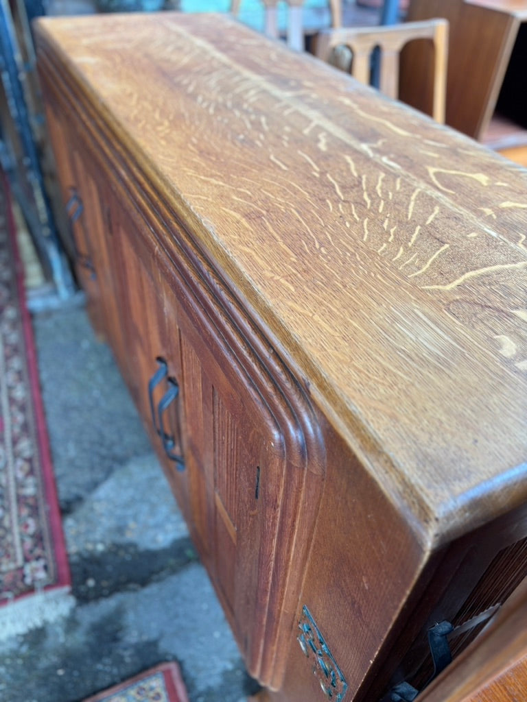 Art Deco E-Gomme oak sideboard