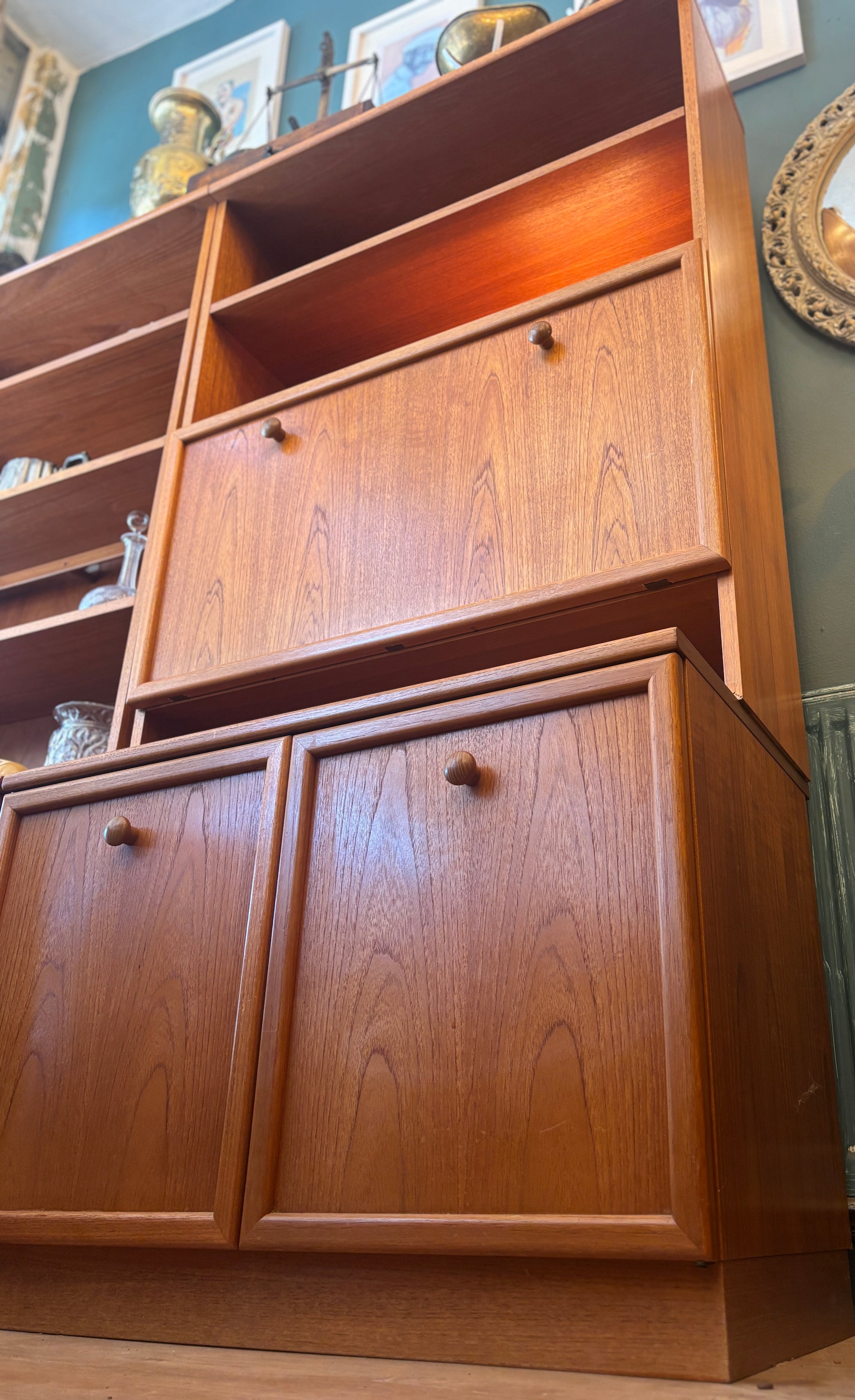 Mid Century G-Plan drinks cabinet/cupboard