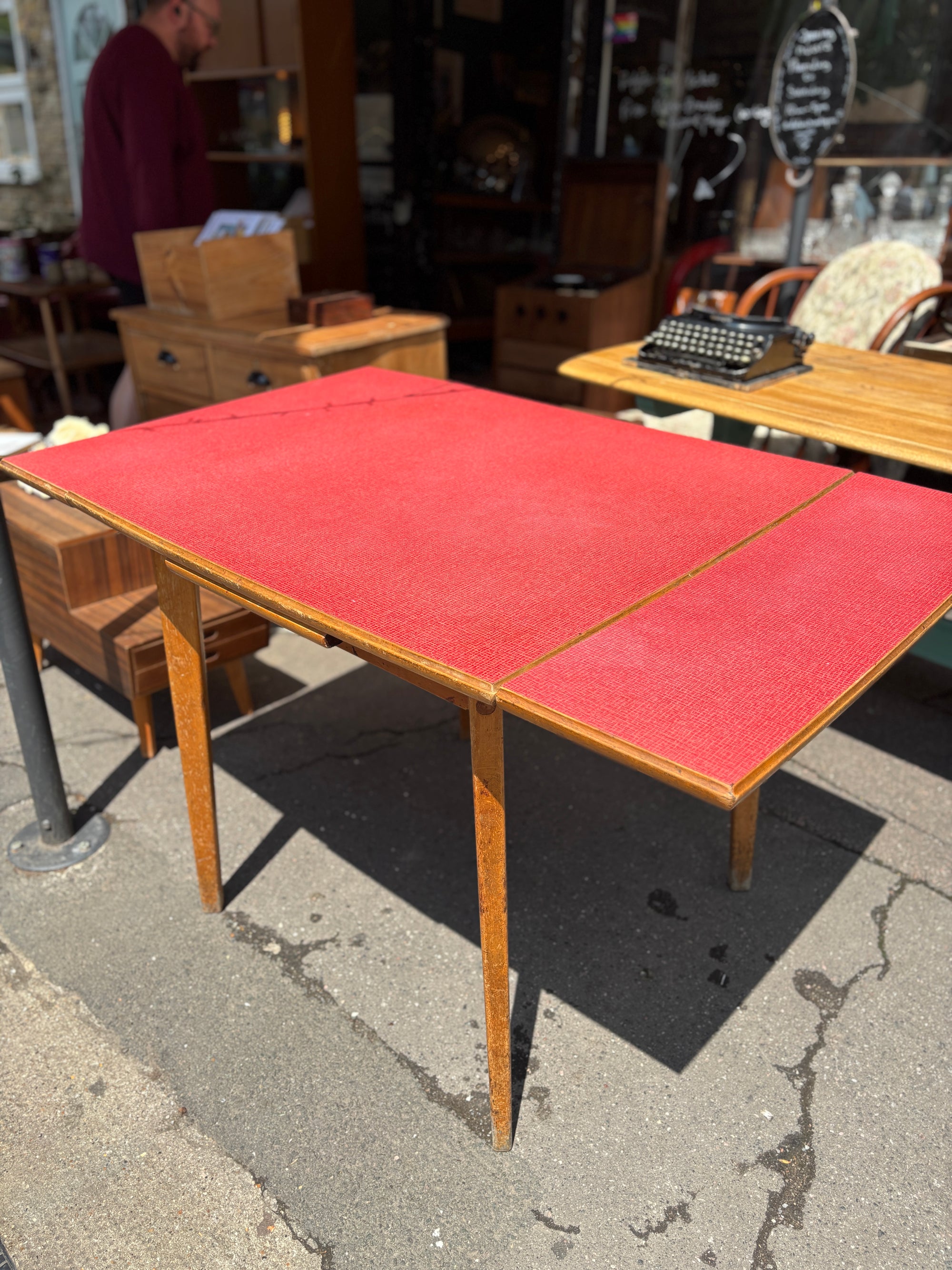 Vintage red Formica extendable table