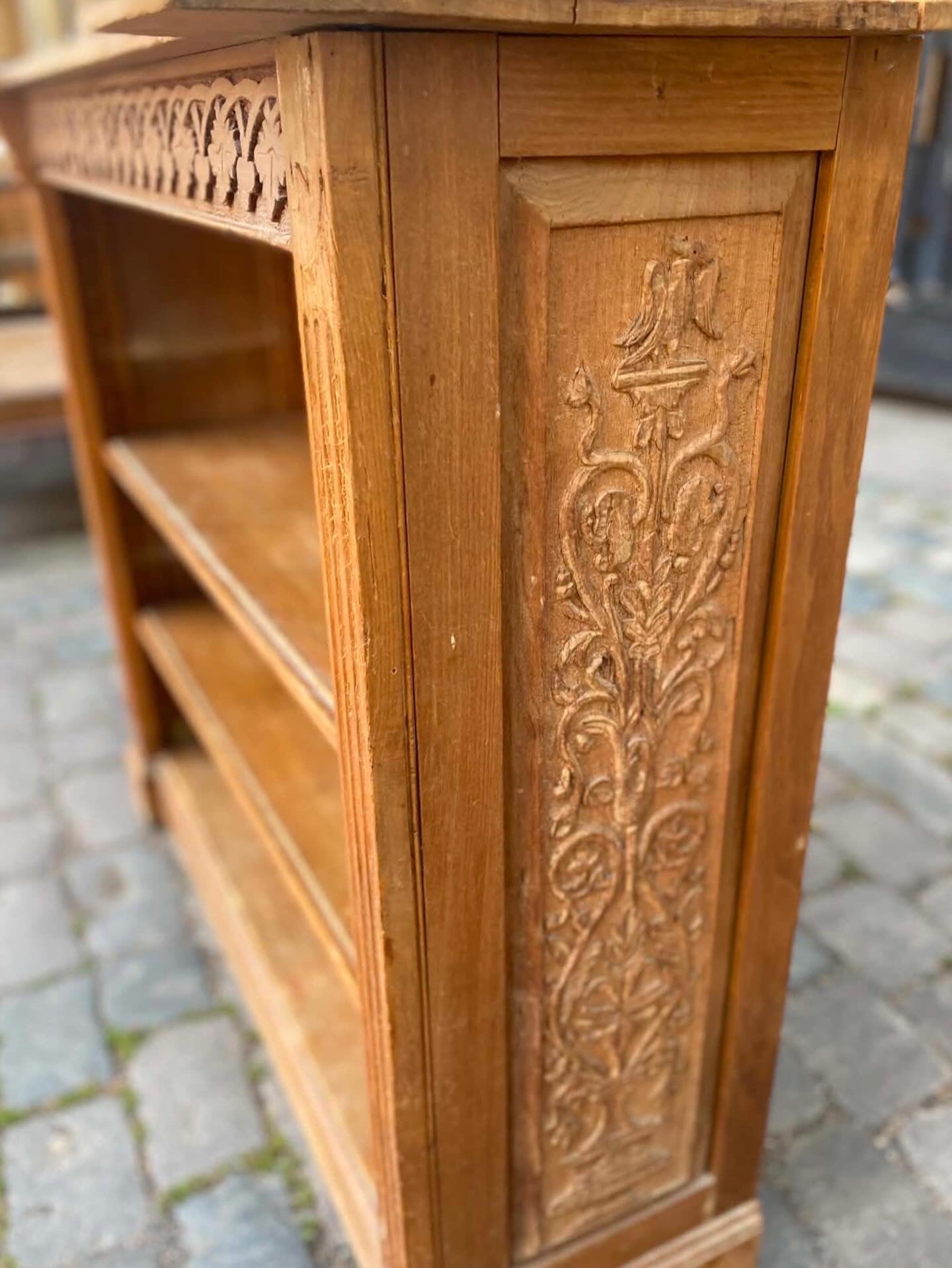 Victorian pitch pine bookshelf