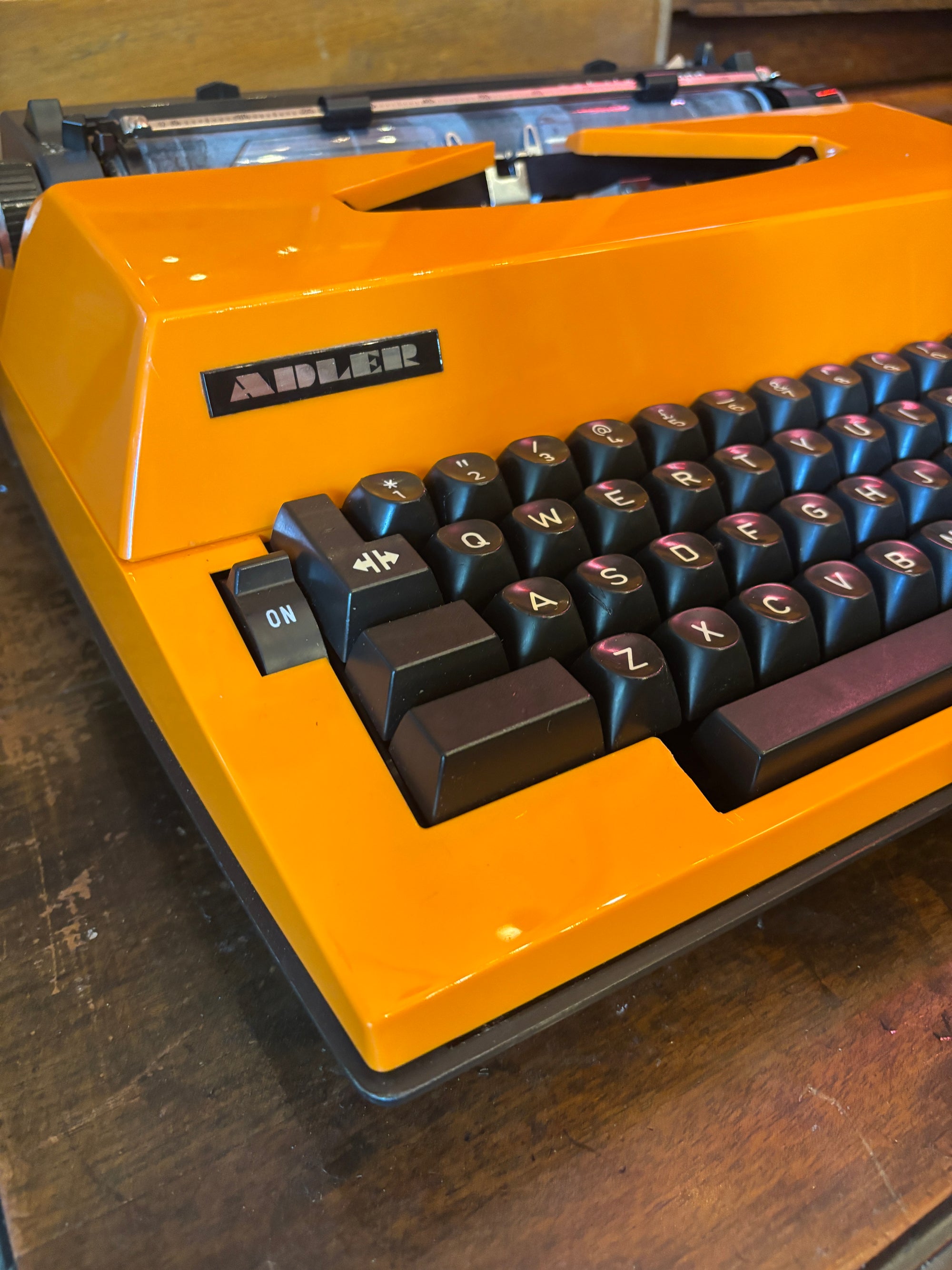 Vintage Adler Gabriele 2000 electric portable typewriter