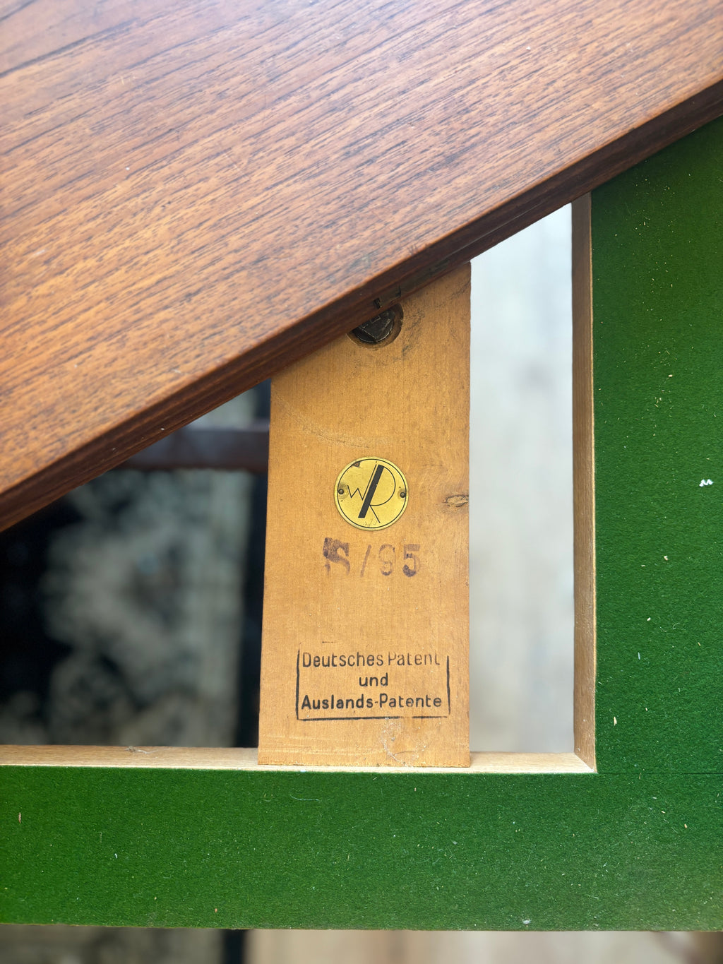 Mid Century Wilhelm Renz extendable coffee table/dining table