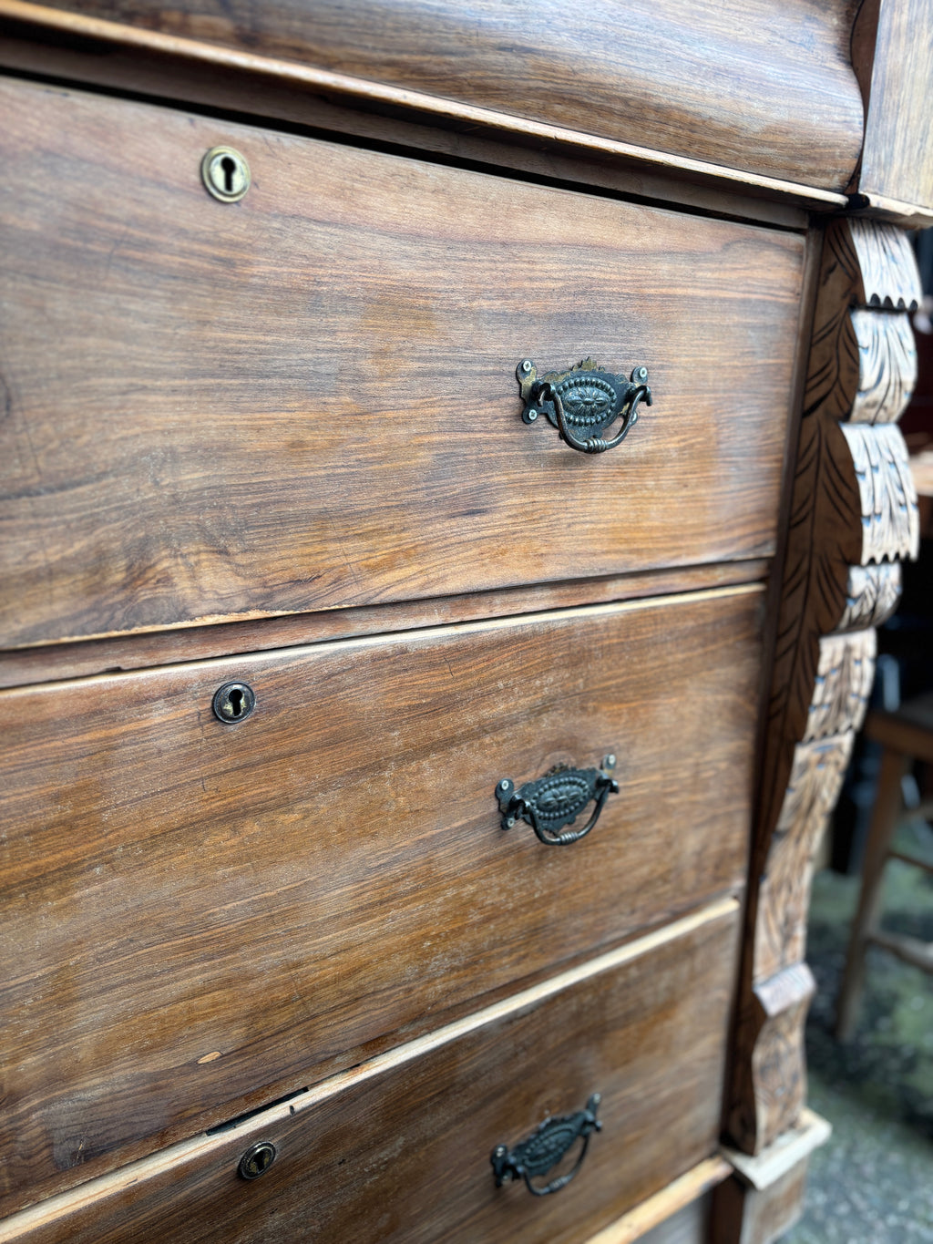 Victorian solid mahogany set of drawers