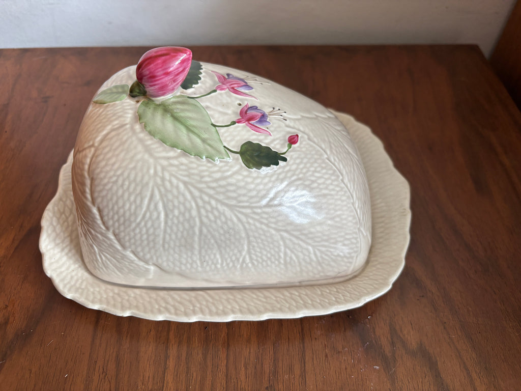 Vintage Crown Devon fuschia butter dish