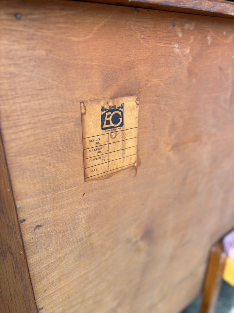 Art Deco E-Gomme oak sideboard