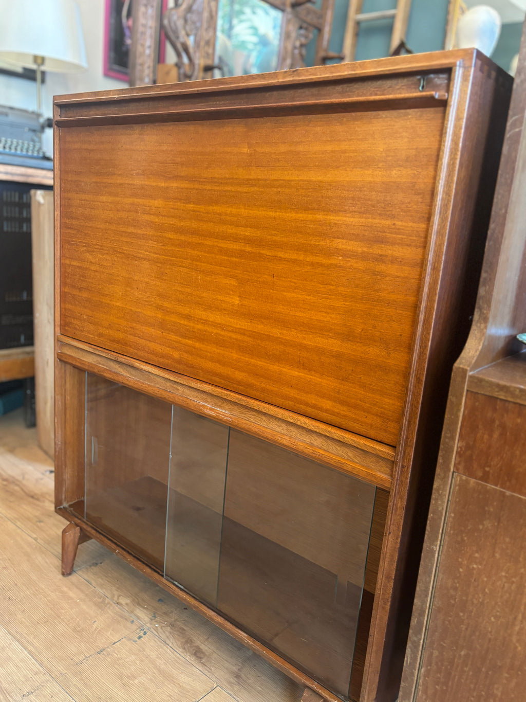 Mid century Beaver & Tapley writing desk