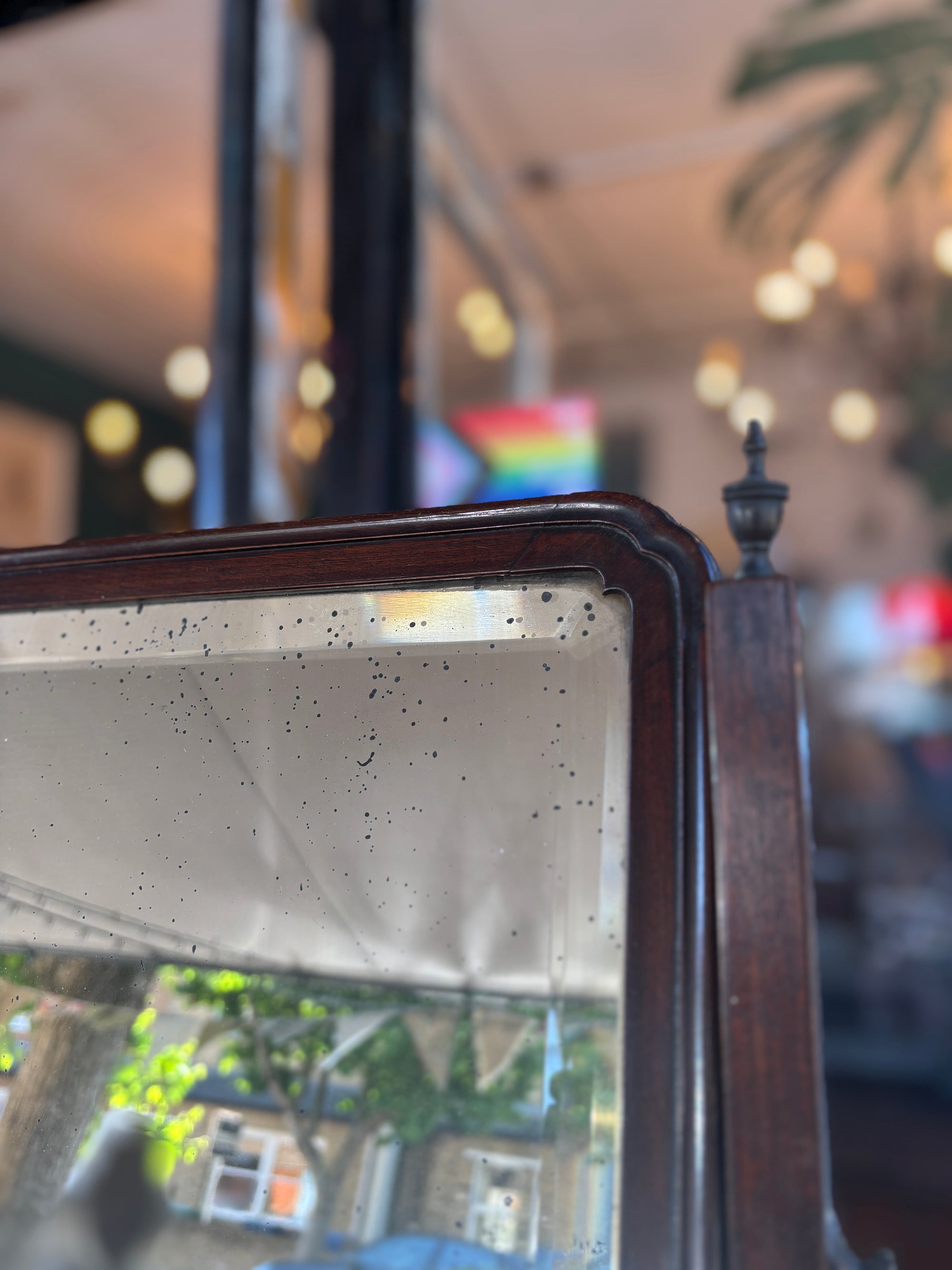 Georgian mahogany vanity mirror