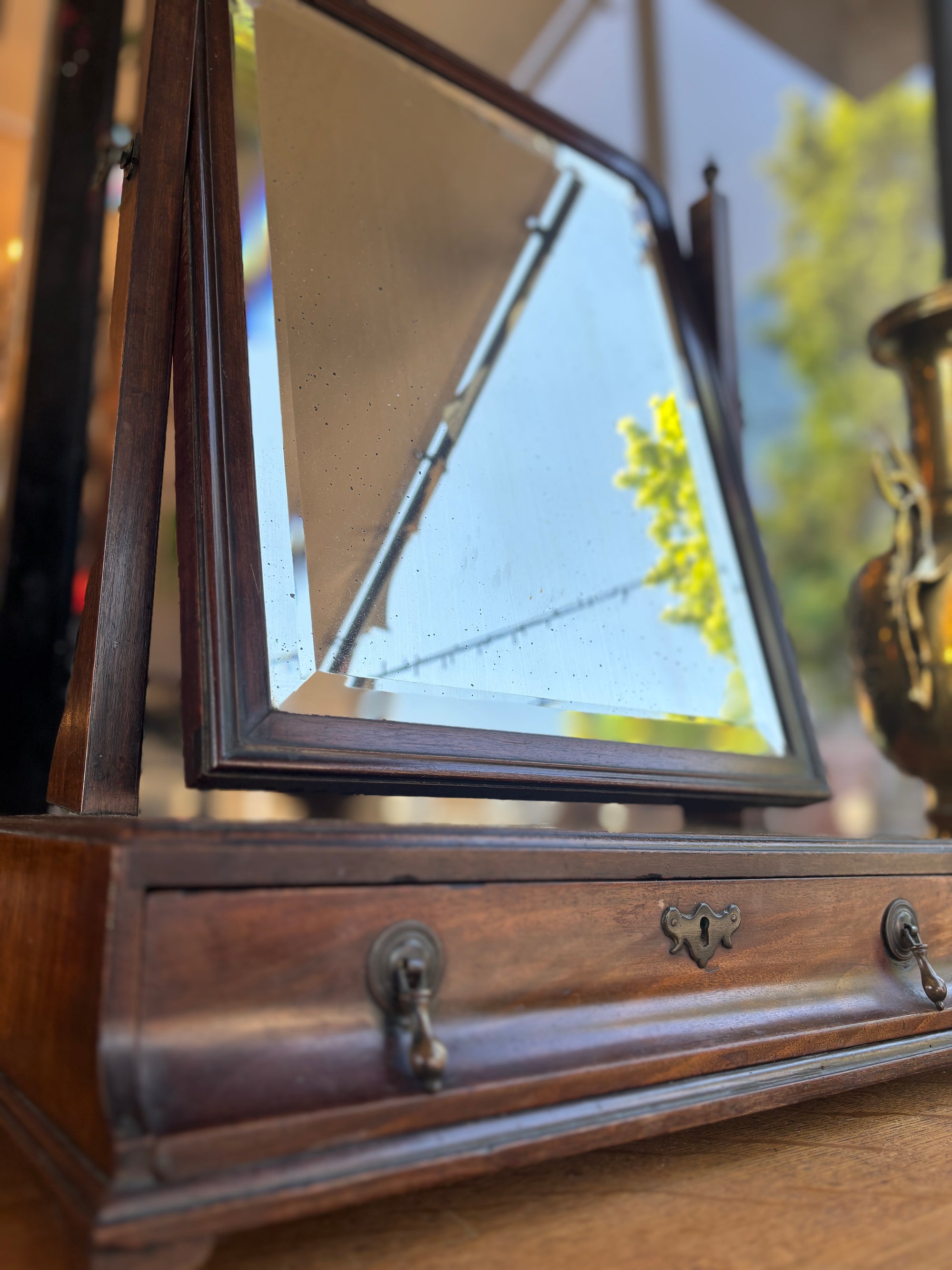 Georgian mahogany vanity mirror