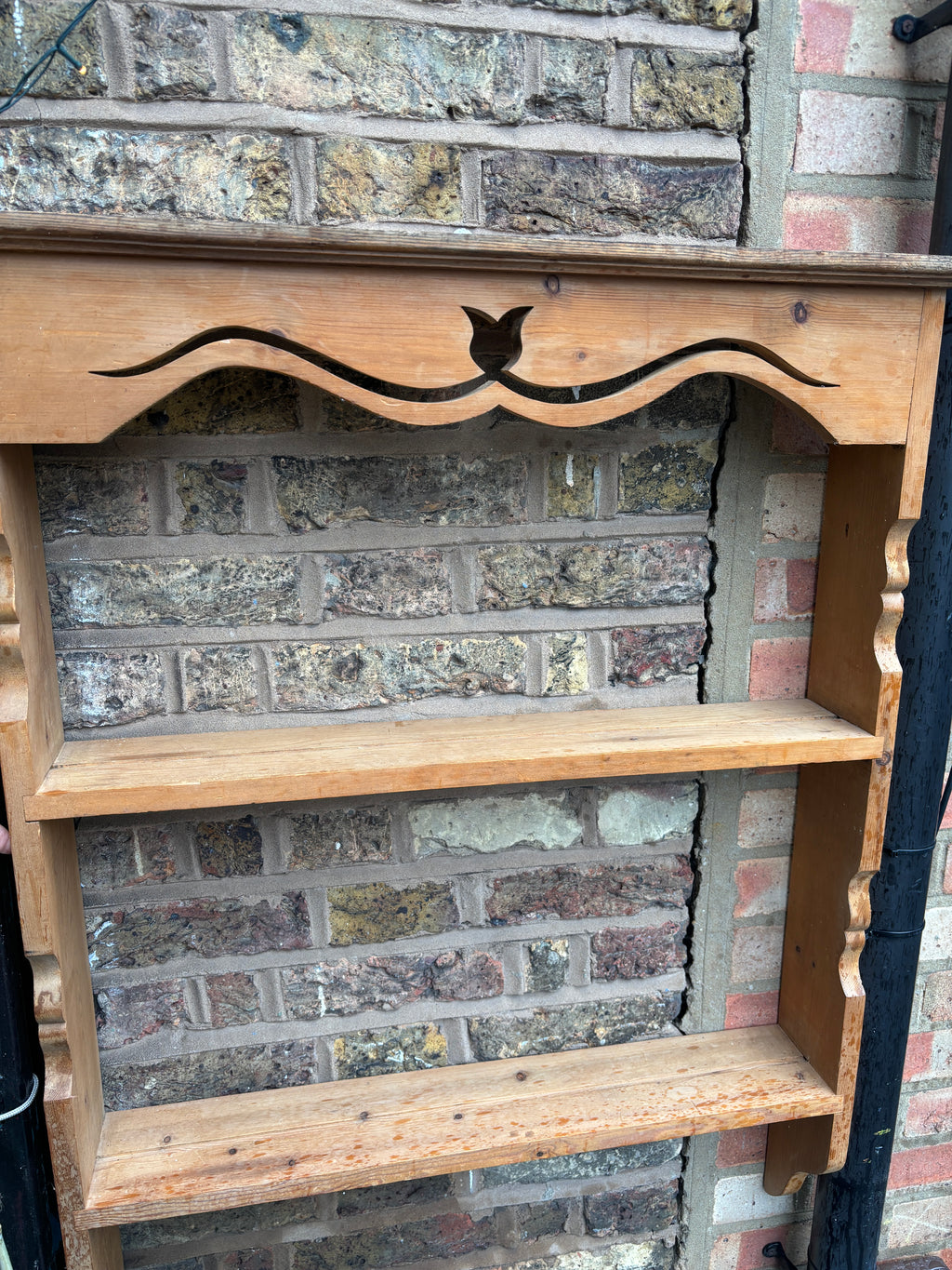 Victorian pitch pine plate rack