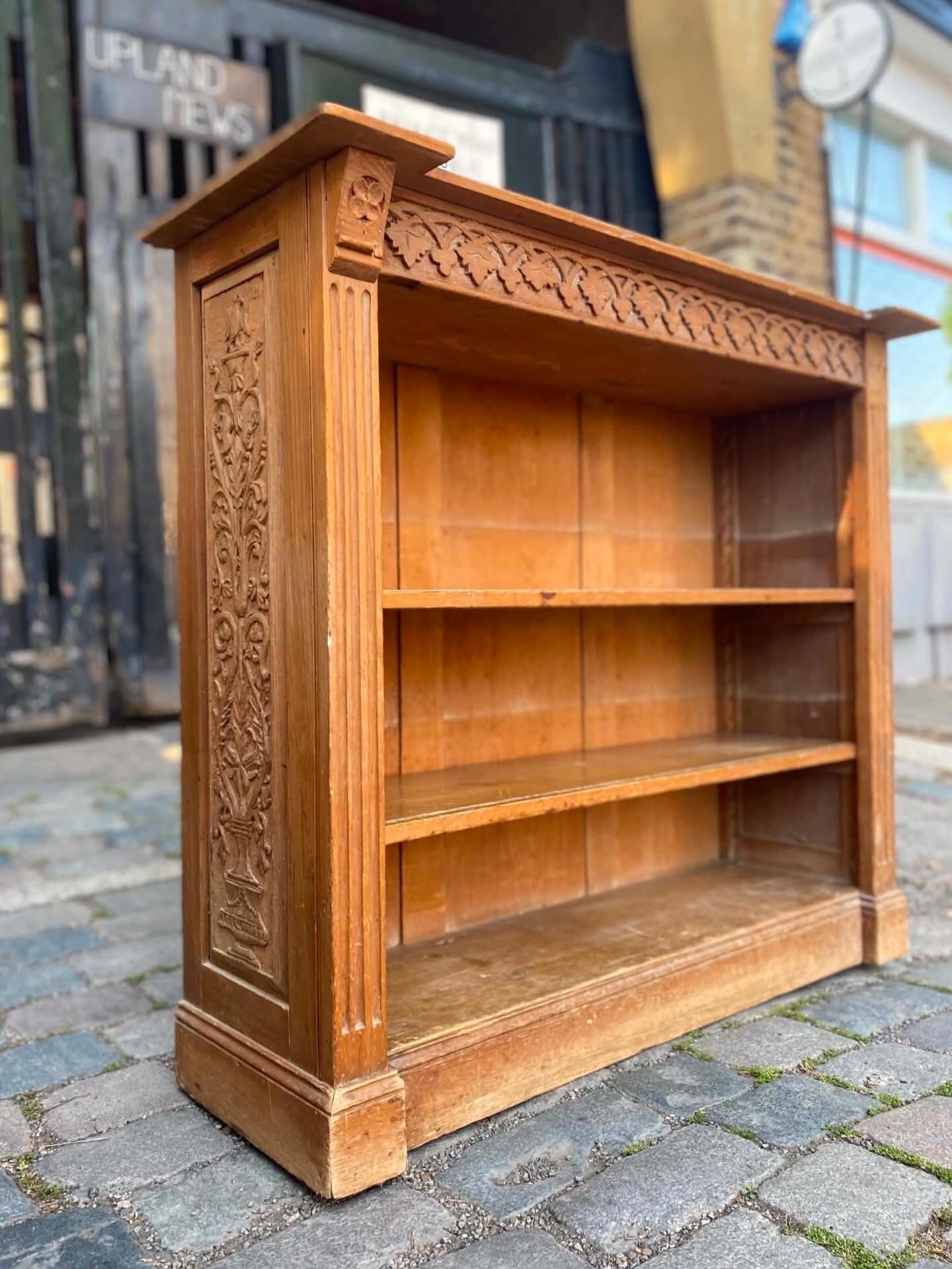 Victorian pitch pine bookshelf