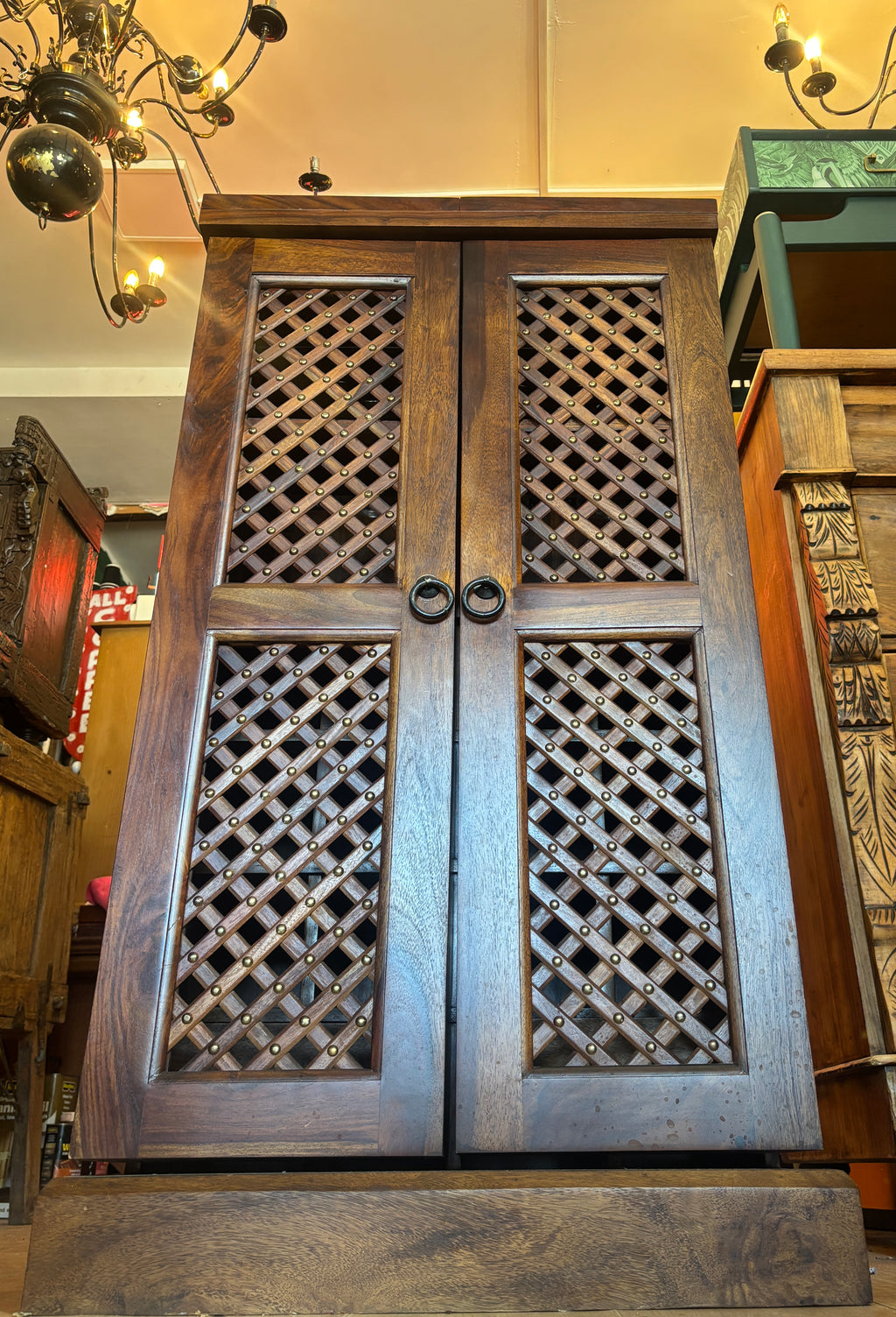 Solid mango wood cocktail/drinks cabinet